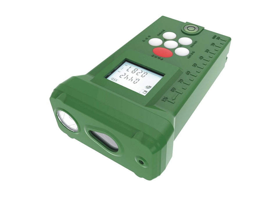 Smart ranging flashlight